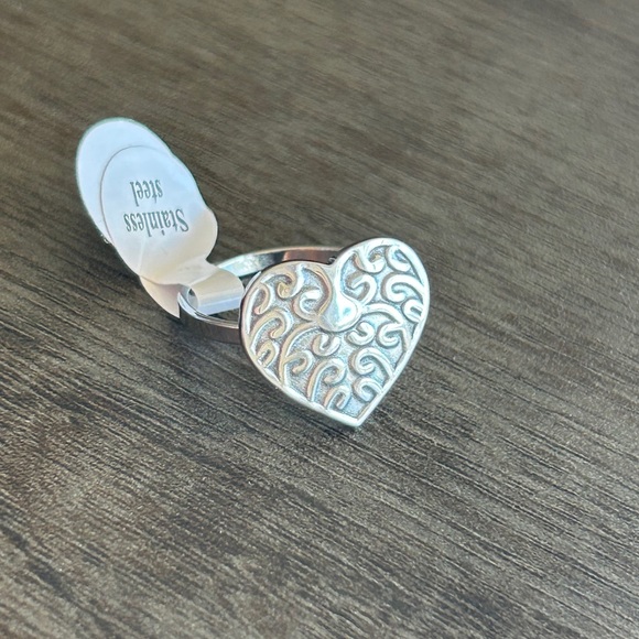 Silver Stainless Steel Heart Ring - Picture 2 of 8
